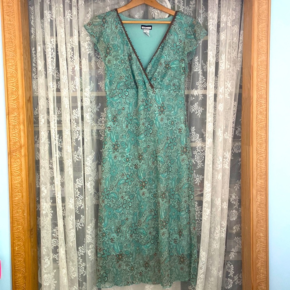 Vintage turquoise dress